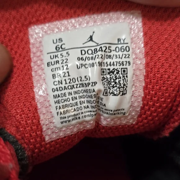 Nike Air Jordan 1 Mid "Alternate Bred" Youth Sneakers Size 6C